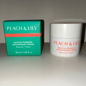 Peach & Lily matcha pudding antioxidant cream